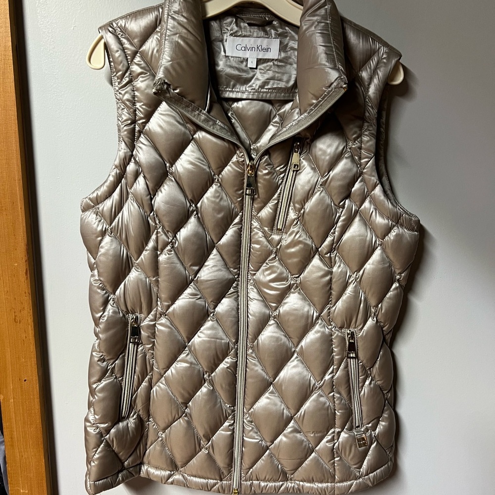 Calvin Klein Women's Metallic Quilted Vest